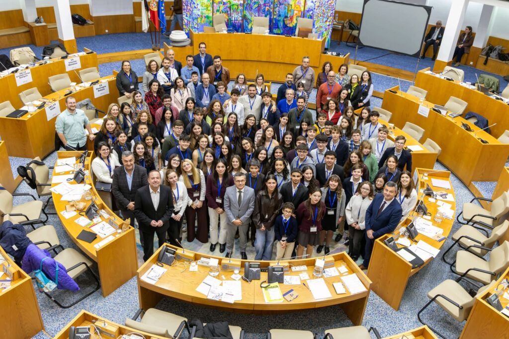 A EBIVTopo no Parlamento dos Jovens