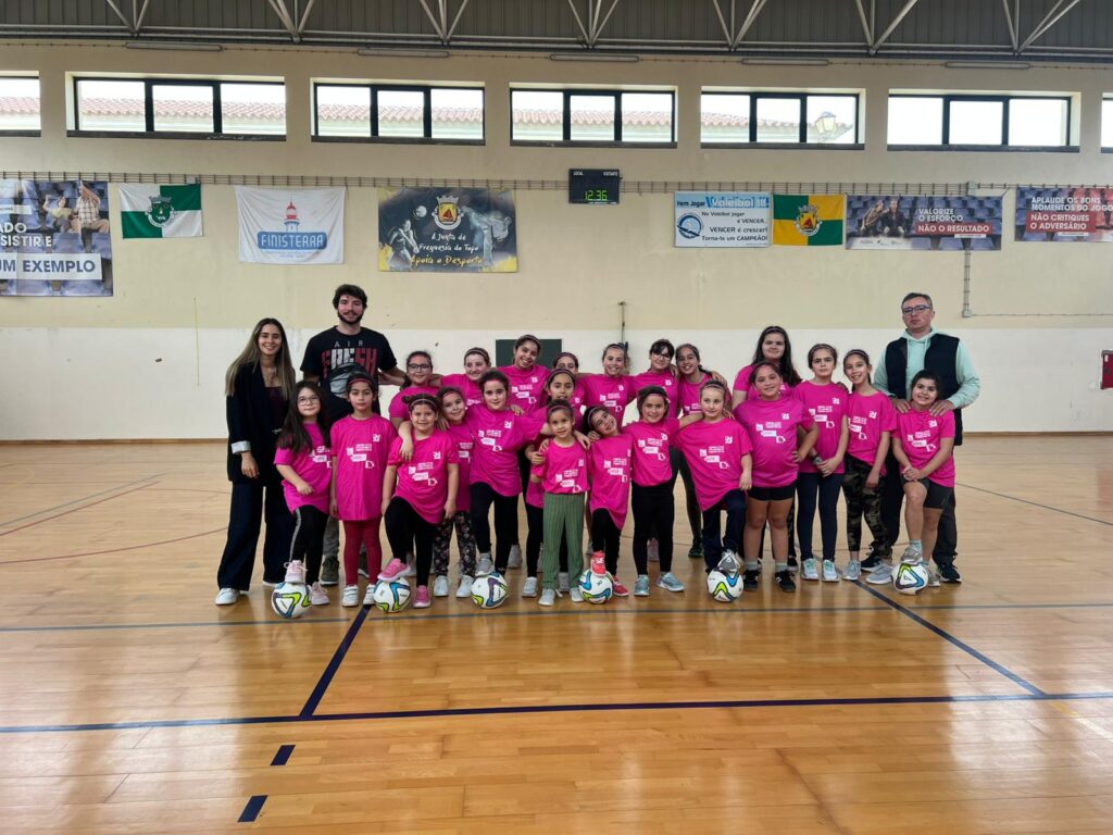 Futebol Cor de Rosa anima a EBIVT
